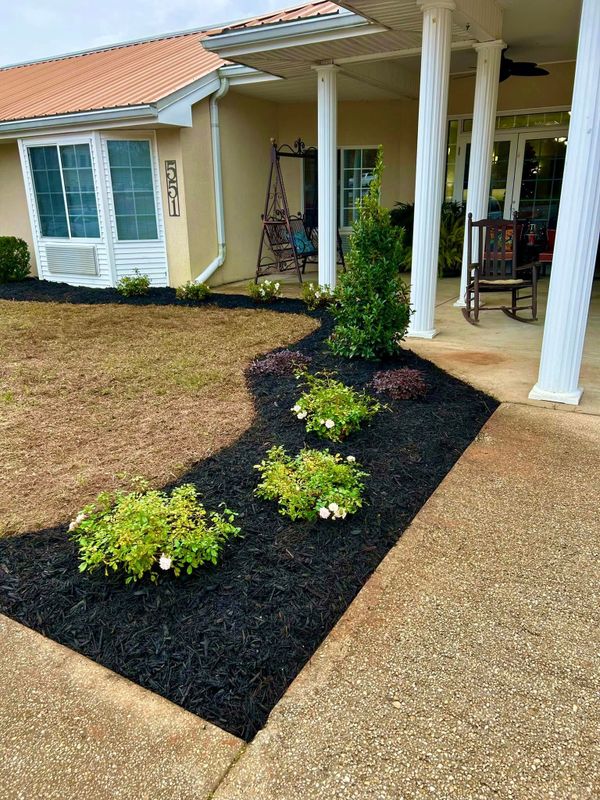Landscape Bed Maintenance