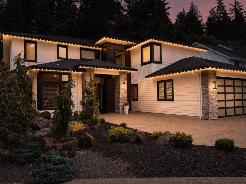 Holiday Lighting