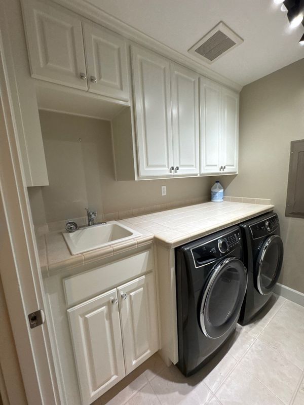 Drywall Repair & Refinishing