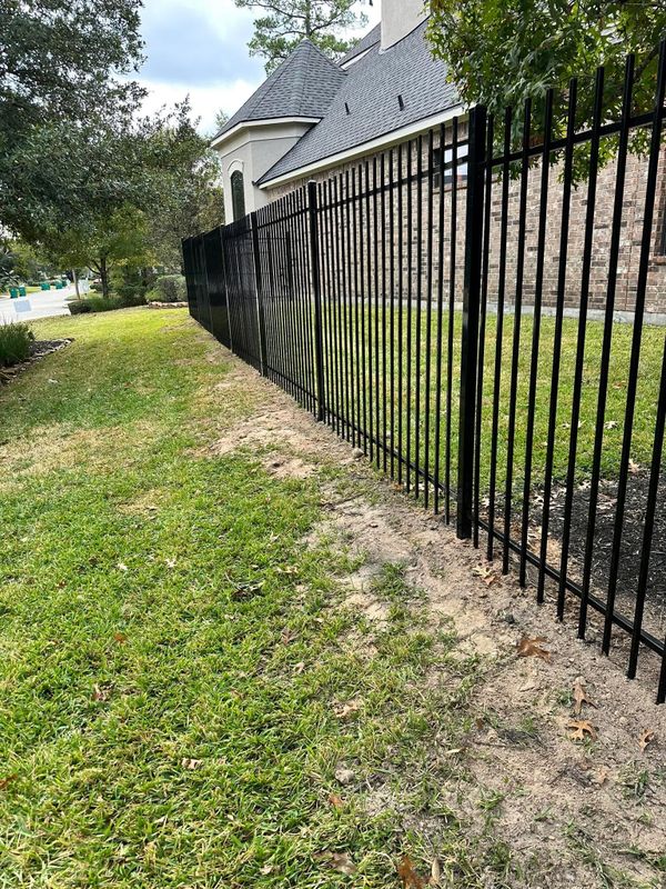 Commercial Fencing