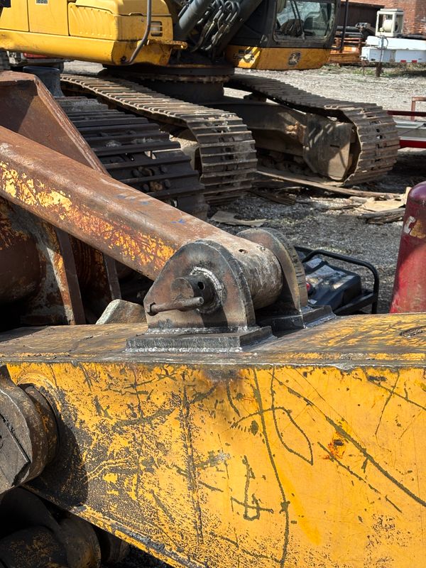 Heavy Equipment & Repairs