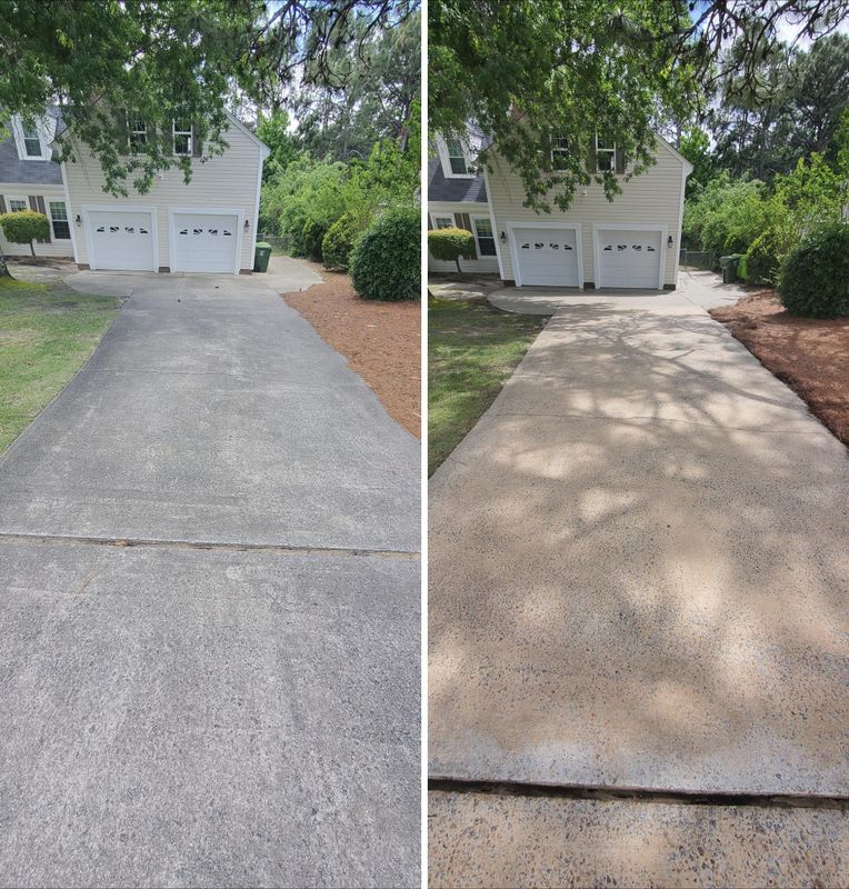Driveway and Sidewalk Cleaning gallery