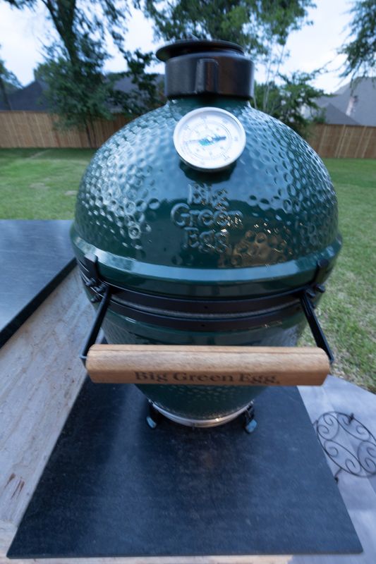Outdoor Kitchen