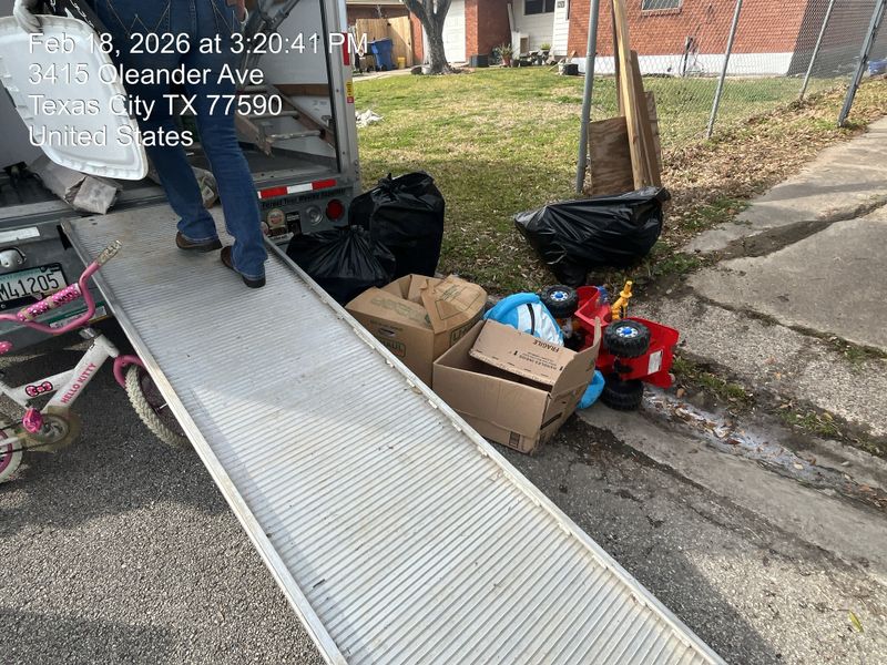 Trash-Outs, Debris & Special Waste Removal
