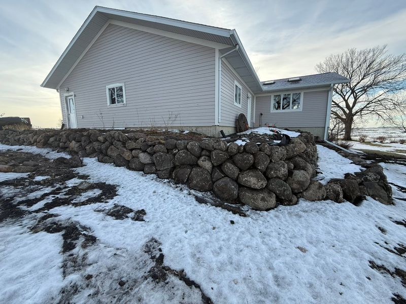 Boulder Walls