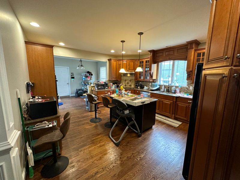 Parkside - deck & kitchen