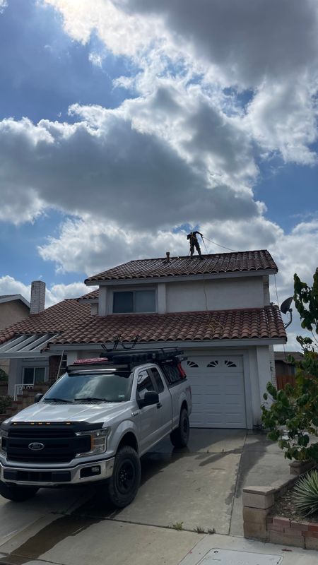 Roof washing