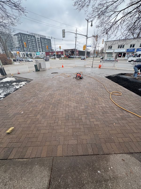 Interlock Pressure Washing & Re-Sanding