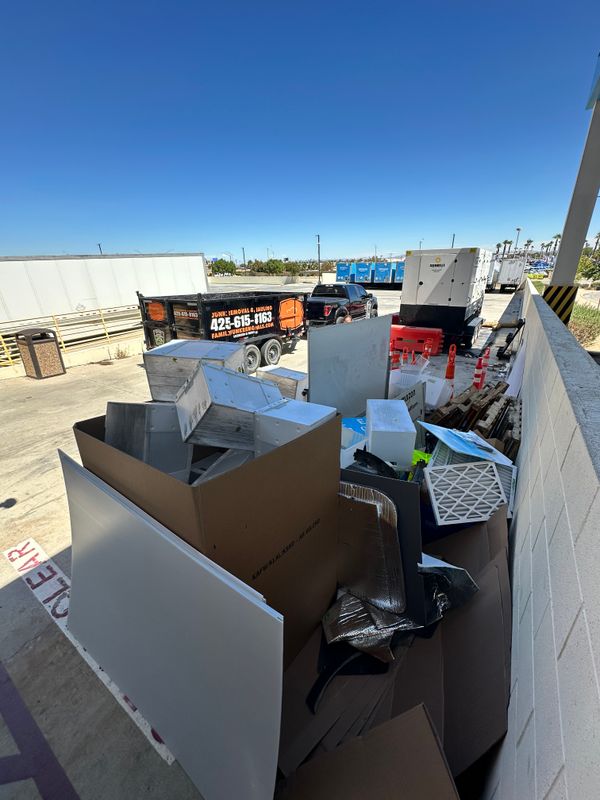 Commercial junk romoval in Palmdale CA