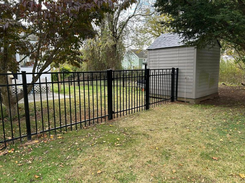 Specialty Fencing
