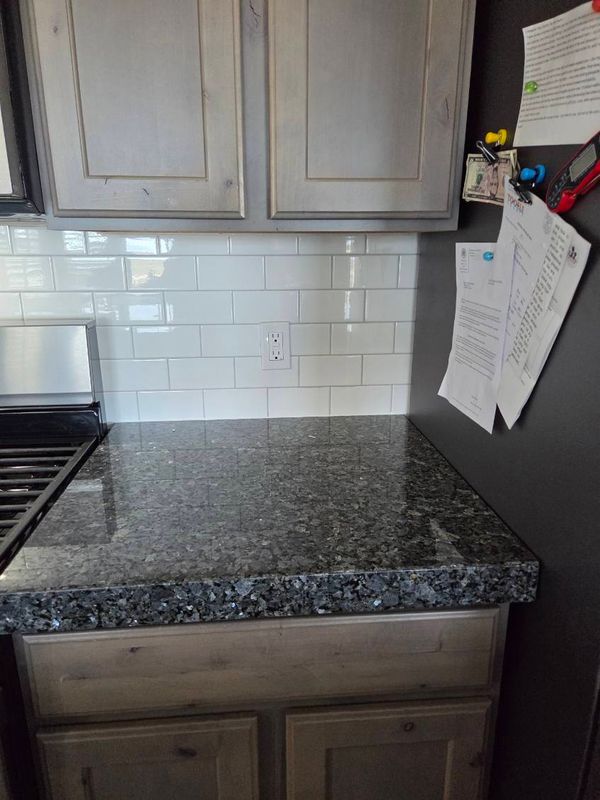 Kitchen Backsplash Installation