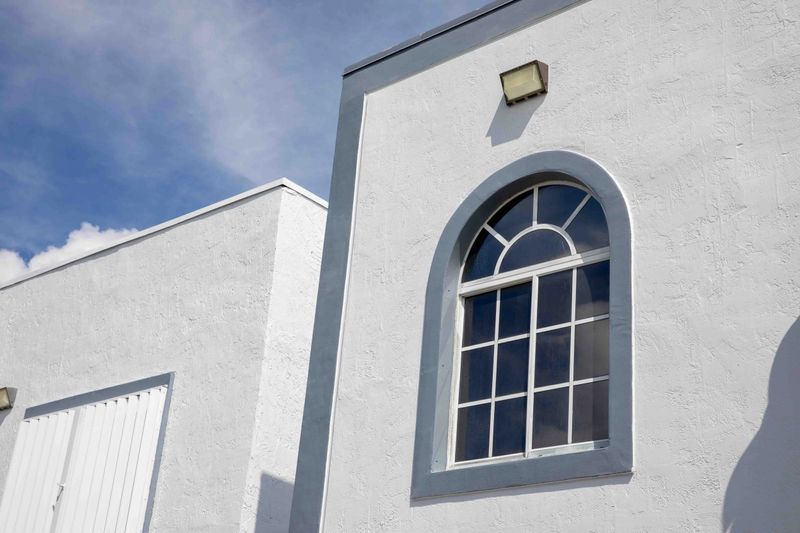 Commercial Stucco Exterior Painting & Modern Accent Trim: Aventura, FL