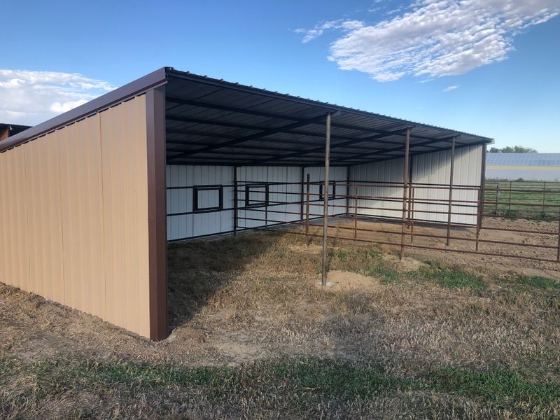 Round Pens
