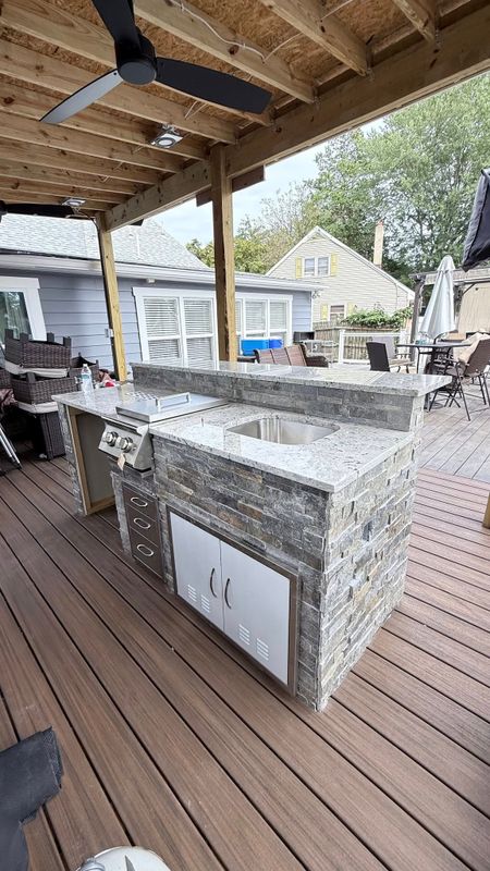 Outdoor Kitchens