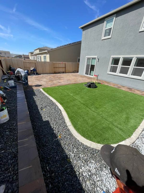 Hardscaping & Landscaping