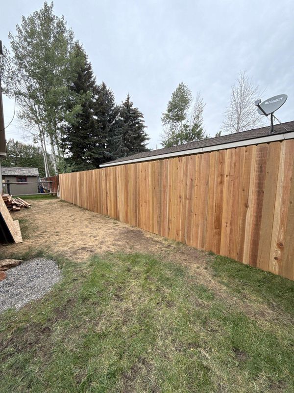 Wood Privacy Fence 