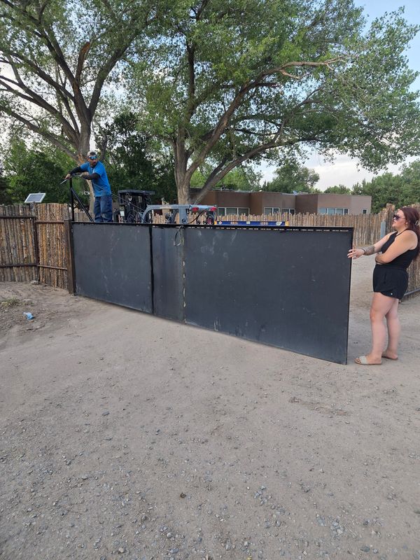 Rolling Gates