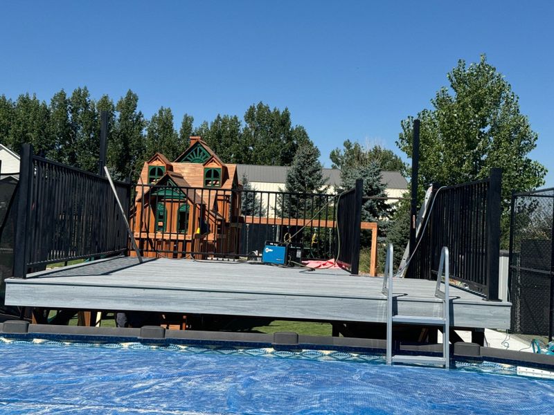 Custom decks & handrails
