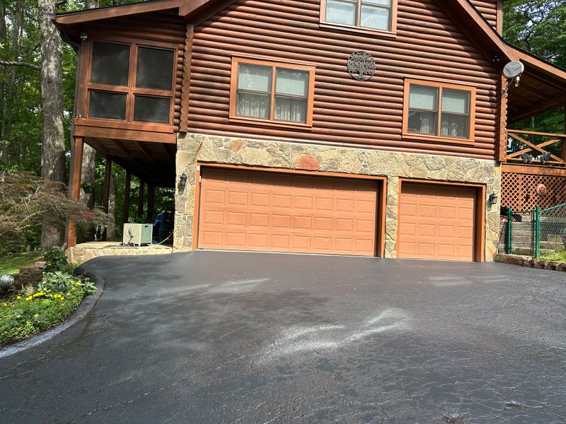 Asphalt Seal Coating