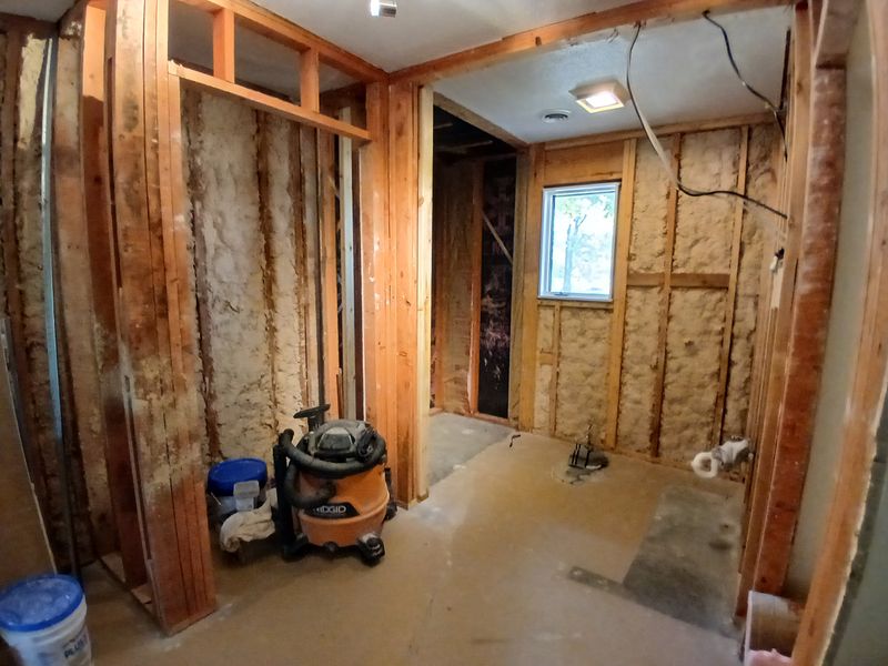 Carbondale Roof Leak repair and Drywall installation