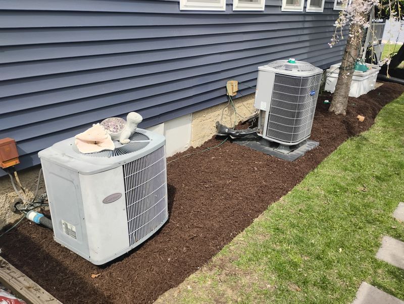 Landscape Design/Mulching