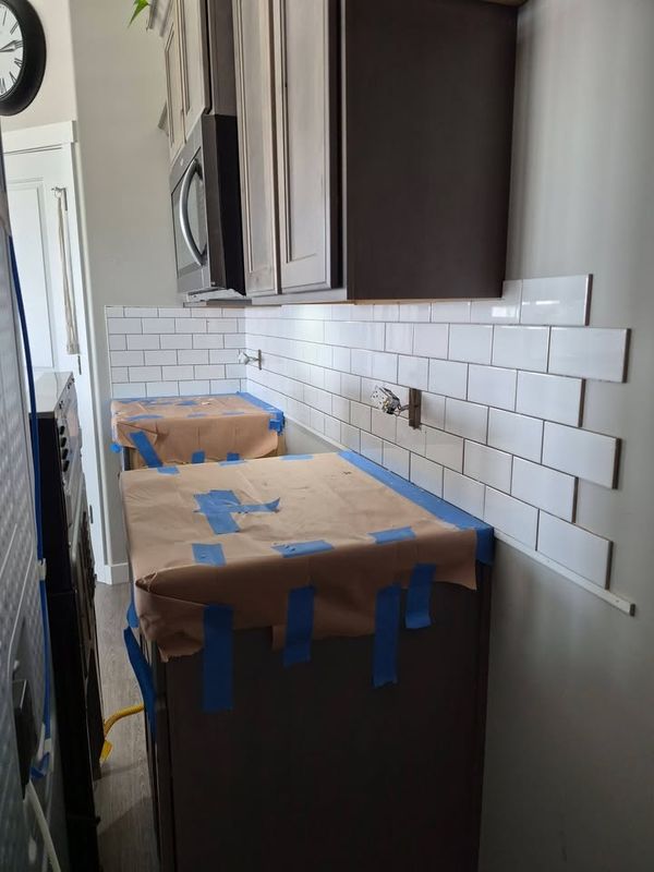 Kitchen Backsplash Installation