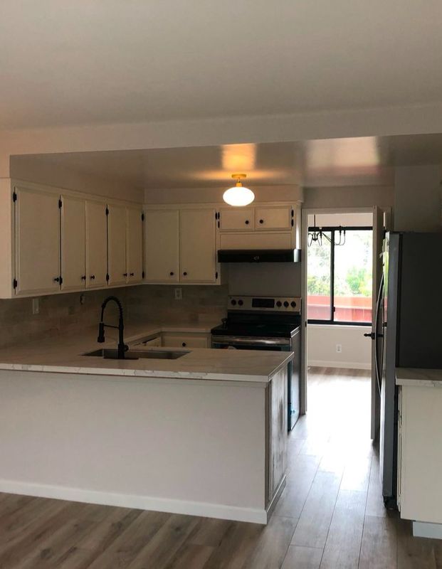 Kitchen & Bathroom Cabinet Refinishing
