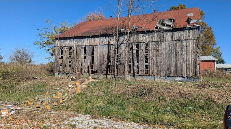 Barn / Shop Construction & Restoration