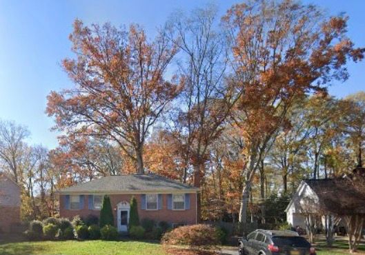 Fort Hunt's Flourishing Landscape: Three Decades of Trusted Lawn Care Excellence by R Merkli Inc.