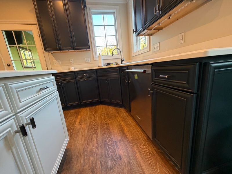 Kitchen and Cabinet Refinishing