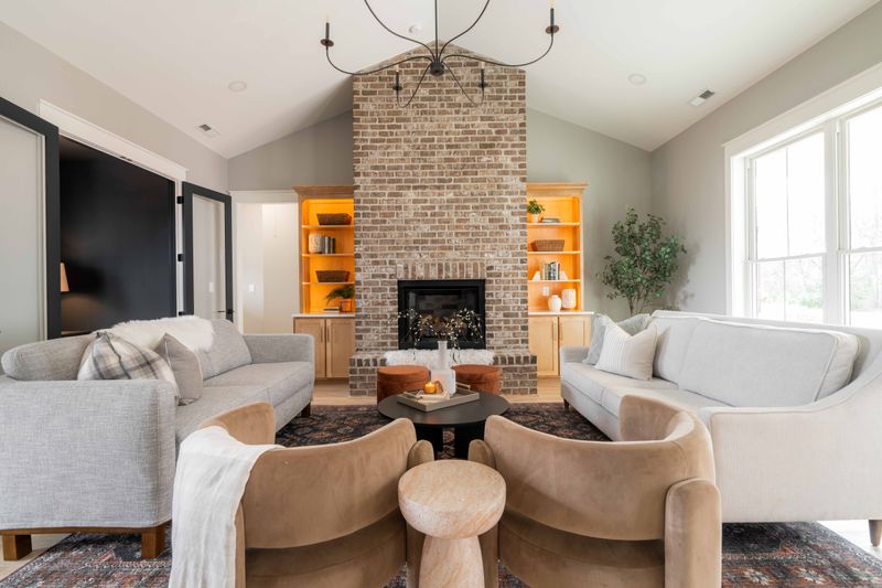 Southern Charm Custom: Design & Build