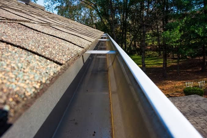 Roof Cleaning
