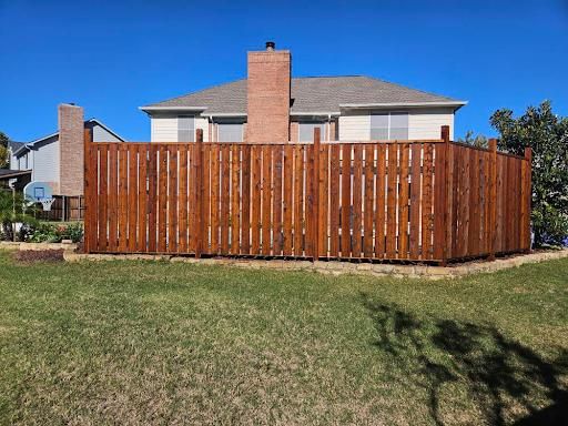 Fence Staining & Sealing