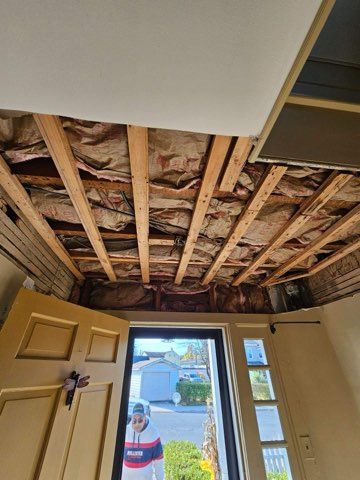 Albany Water Damage Turnaround: Expert Ceiling Restoration by EFG Cleaning and Restoration