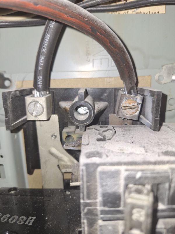 Circuit Breaker Installation and Repair