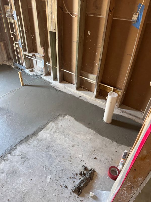 Converting 2 Bathrooms into 1