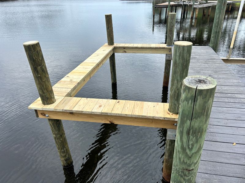 Docks