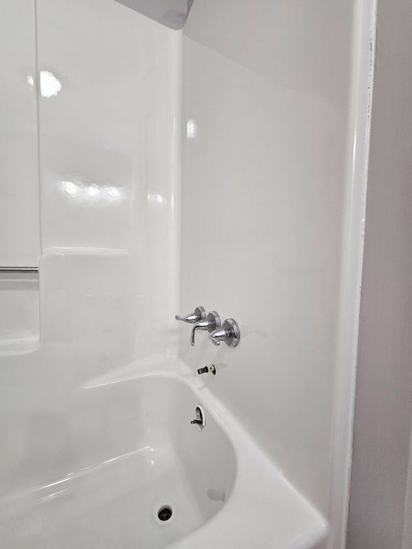 Shower Unit Refinishing