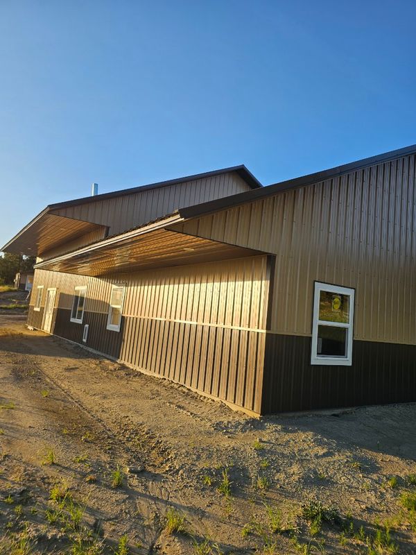 Premier Siding Mastery in Roundup, MT: Transforming Dan Acord's New Home with Blue Mountain Quality