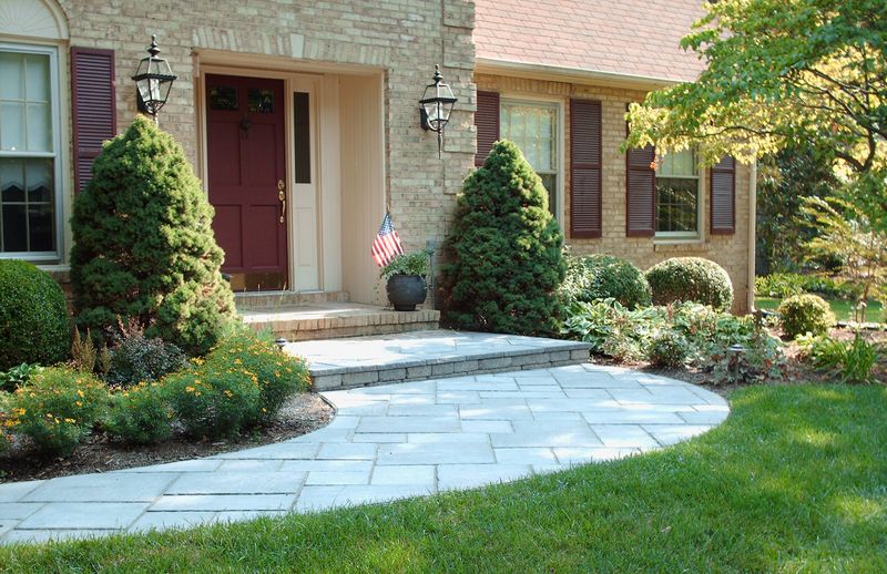 Sidewalks & Walkways