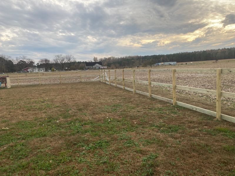 Farm Fencing/Welded Wire