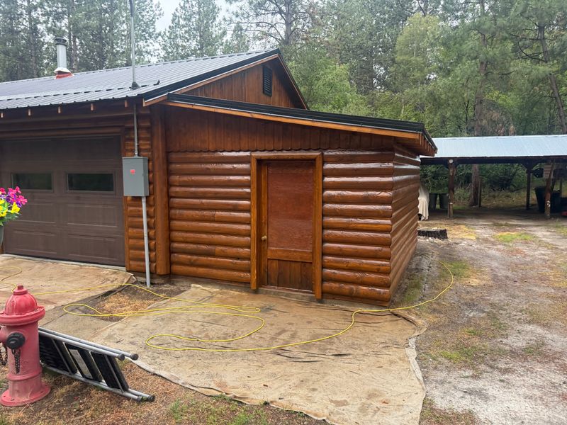 Log Home Restoration