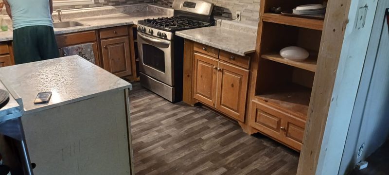 Kitchen and Cabinet Refinishing