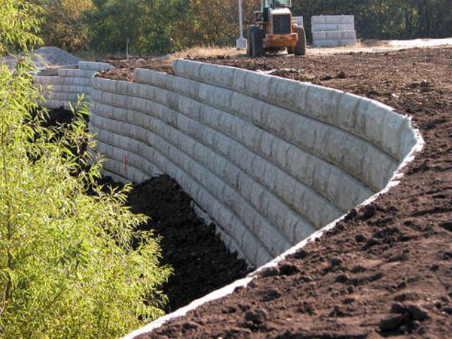 Retaining Wall Construction