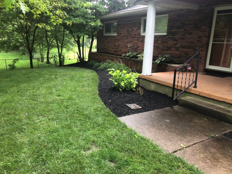 Mulch/Rock Installation