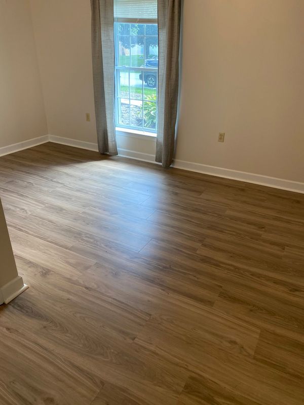 Vinyl and Laminate Flooring