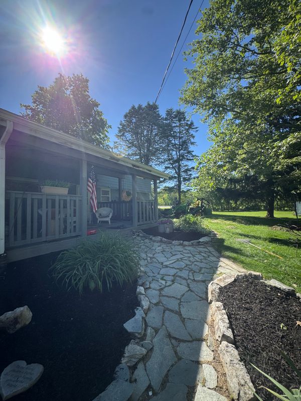 Natural Stone Hardscape
