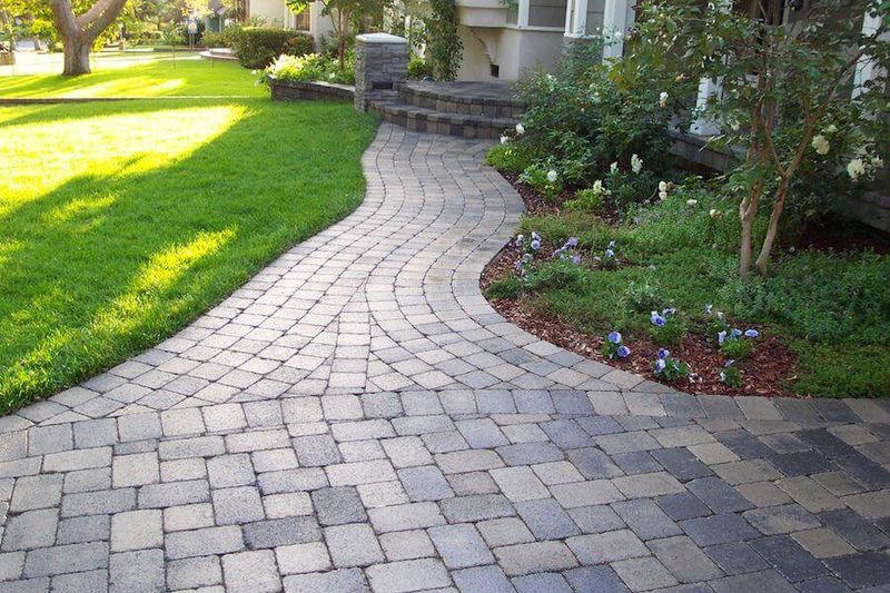 Pavers & Walkways 