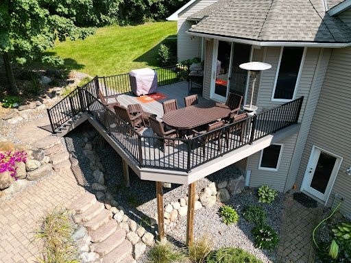 Custom Deck & Porches