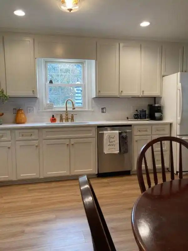 Kitchen and Cabinet Refinishing 
